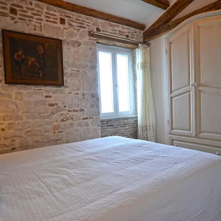 Serene Sea View - Two Bedroom With Sea View *